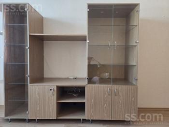 Dāvinu mazlietotas mēbeles (dīvāns, skolēna rakstāmgalds, 2 skapi). Izvešana Jūsu.