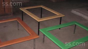 Atdodam bez maksas dekoratīvus galdiņus